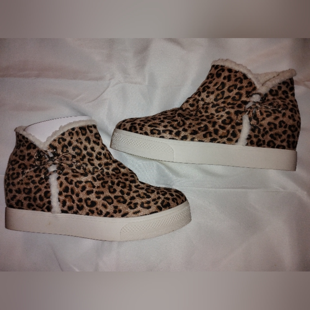 Very G Leopard Print High-Top Sneakers